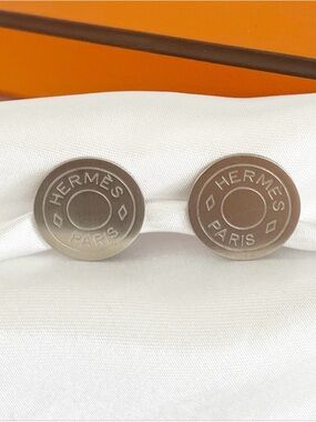 HERMES Vintage Clou de Selle Sellier Clip On Silver Tone Earrings Button